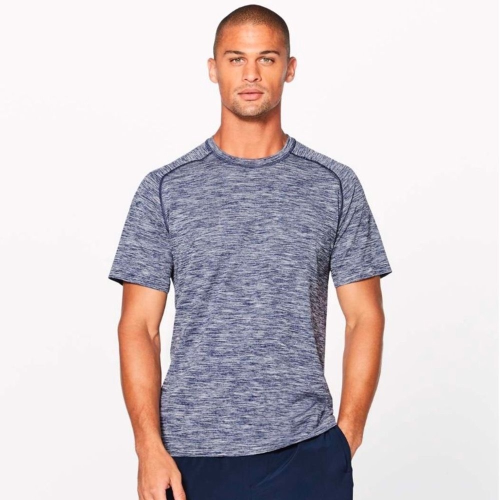 Lululemon Metal Vent Tech Short Sleeve Shirt, Navy, Size Medium